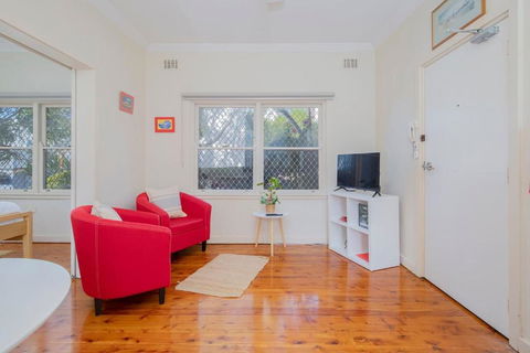 Newcastle Nook - Convenient Comforts In The CBD - Accommodation BNB 2
