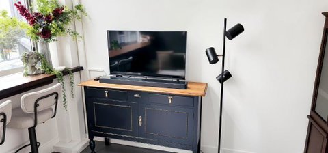 NYC Loft Brisbane, Free Parking! - Accommodation BNB 3