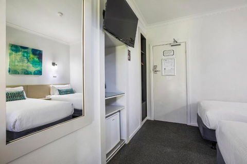 Nightcap At Skyways Hotel - Accommodation BNB 3