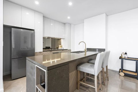 OCEAN Views In Beachside 2-Bedroom Unit - Q Stay - Accommodation BNB 1