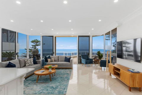 Ocean Vista Escape - A Lofty Beachfront Penthouse - Accommodation BNB 0
