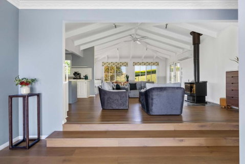 Oceanview On The Hill - Accommodation BNB 3