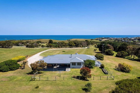 Oceanview On The Hill - Accommodation BNB 0