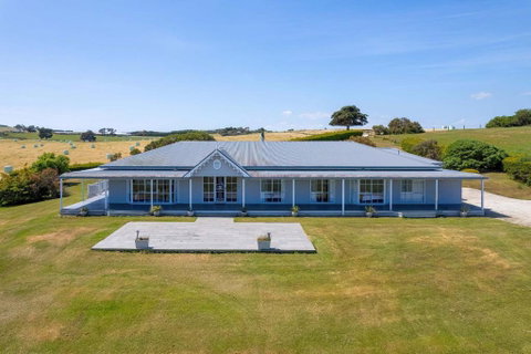 Oceanview On The Hill - Accommodation BNB 1