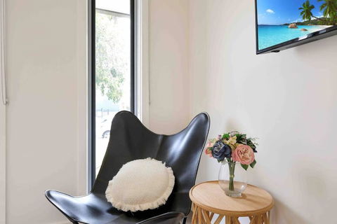 OG Spa Retreat- 3 Bedroom, Spa, Central, Aircon - Accommodation BNB 3