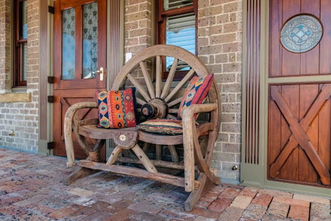 Old Bank Boutique Hotel - Accommodation BNB 3