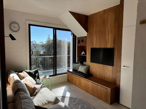 One Cedarwood - Petite Challet Falls Creek - Accommodation BNB 0