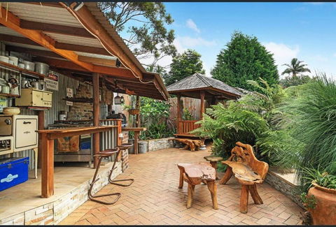 ONE OF A KIND Vacation Rental- Berkeley Vale - Accommodation BNB 2
