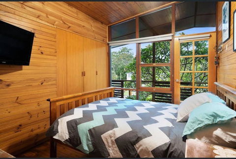 ONE OF A KIND Vacation Rental- Berkeley Vale - Accommodation BNB 3