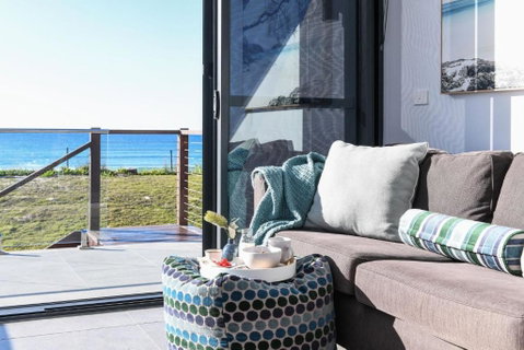 Pacific Dawn On The Beach One - Accommodation BNB 1