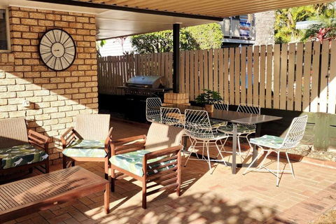 Peaceful Getaway - Stylish, Newly Updated House - Accommodation BNB 0