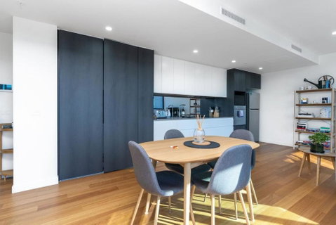 Perfectly Located 1BR BA Apartment - Accommodation BNB 2