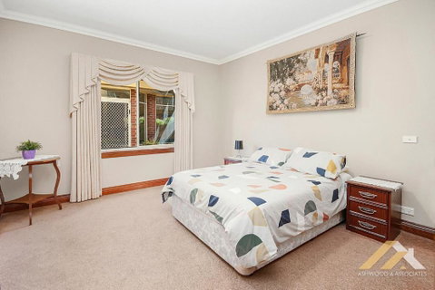 Perfect Entertainer-s Home With Pool - Accommodation BNB 1