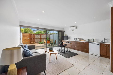 Petite Retreat - Accommodation BNB 2