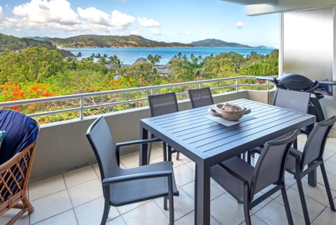 Poinciana 109 & Buggy Hamilton Island - Accommodation BNB 3