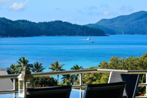 Poinciana Lodges - Ocean Views - Accommodation BNB 0