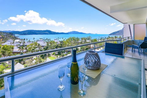 Poinciana Lodges - Ocean Views - Accommodation BNB 1