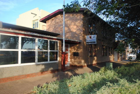 Port Adelaide Backpackers - Accommodation BNB 1