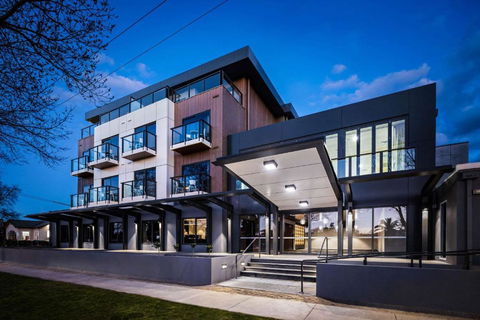 Quality Hotel Lakeside - Accommodation BNB 0
