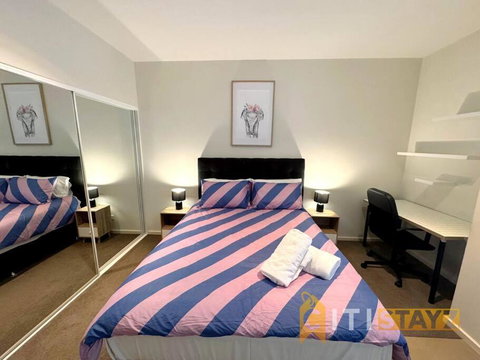 Pretty Penthouse - Close To ANU - Accommodation BNB 3
