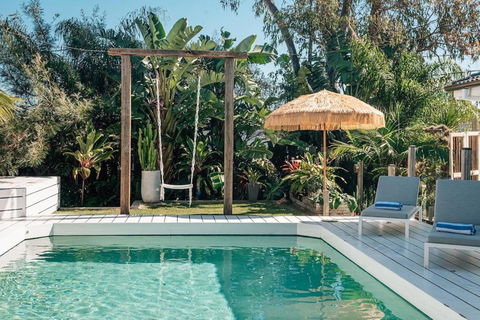Prime Location With Pool - Walk To Coolum Beach - Accommodation BNB 0