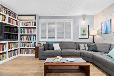 Private, Modern And Warm Family Home - Accommodation BNB 1