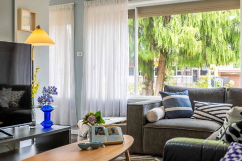 Private Pool Retreat In Watson - Accommodation BNB 1
