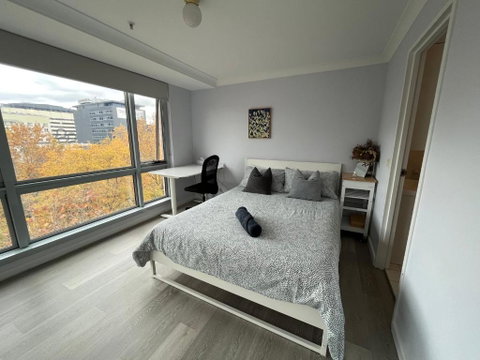 Private Room With Ensuite In The CBD - Accommodation BNB 1