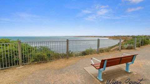 Puesta De Sol Apartment By Wine Coast Holidays - Accommodation BNB 2