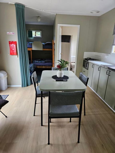 Queenstown Copper Country Cabins - Accommodation BNB 2