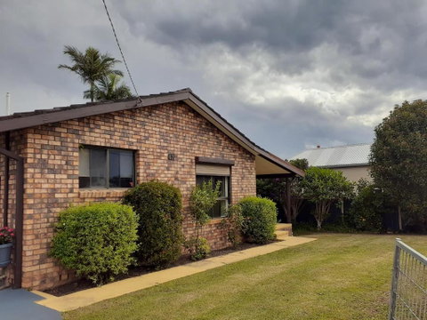 QUIET PROPERTY BY THE RIVER - Accommodation BNB 0