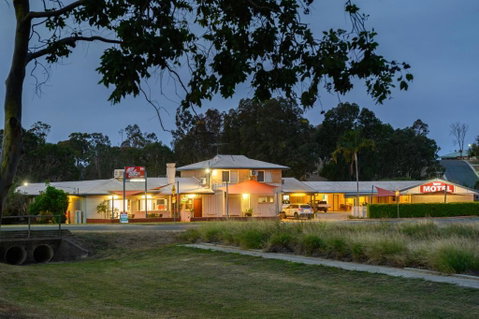 Raintree Motel Biloela - Accommodation BNB 0