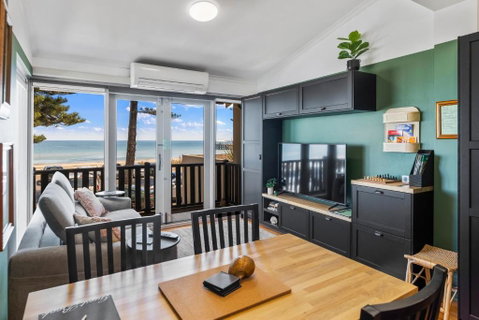 Rawsons Shack Beachfront Unit Suits Single Or Couple - Accommodation BNB 1