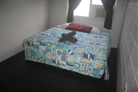 Asylum Cairns Hostel - Accommodation BNB 1