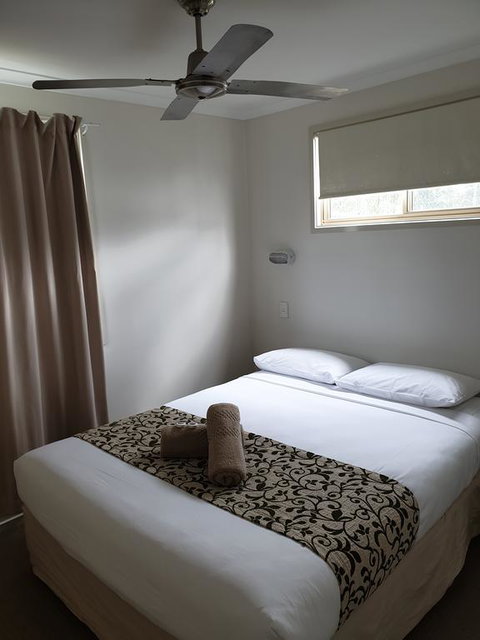 Australian Motor Homes Tourist Park - Accommodation BNB 3