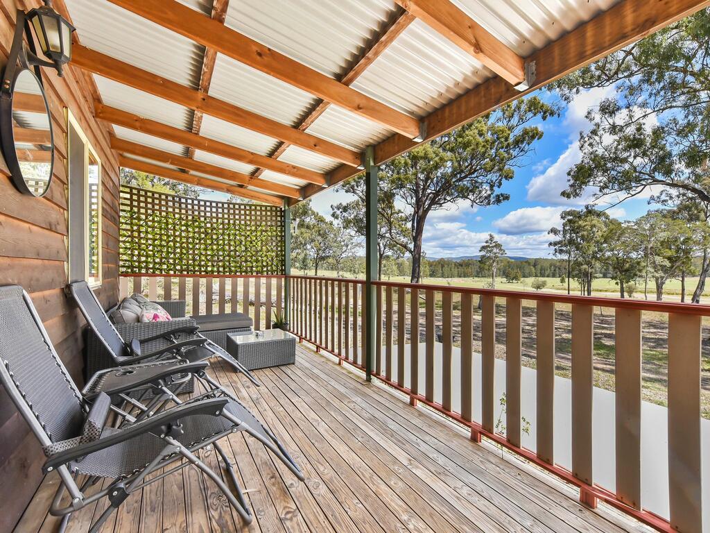 Ellalong NSW Accommodation BNB