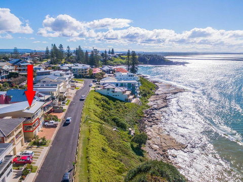 Avalon 1 - Overlooking Beautiful Convent Beach - Accommodation BNB 1
