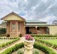 Avoca House - Circa 1900 Gorgeous Federation Home - Accommodation BNB