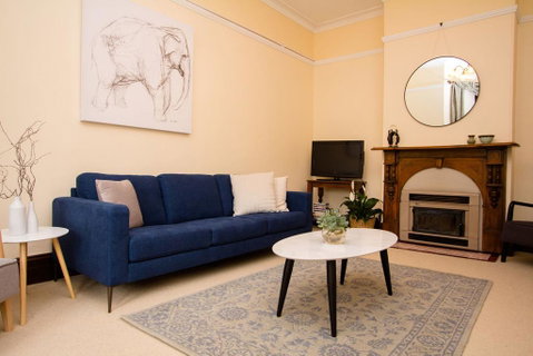 Avoca House - Circa 1900 Gorgeous Federation Home - Accommodation BNB 3
