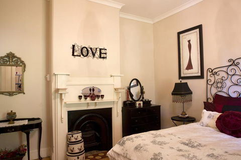 Azalea Cedar-Rose Barossa Valley Villa - Accommodation BNB 2