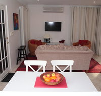 Azalea Villa - Close to the City of Perth - Accommodation BNB