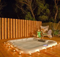 Azure Beach Retreat - Spa Luxury - Accommodation BNB