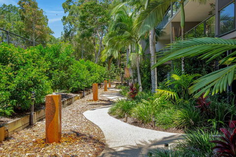 Baden 46 - Rainbow Shores, Walk To Beach, Top Floor, Air Conditioned Unit, Pools - Accommodation BNB 3