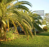 Banjos Overnight And Holiday Units - Accommodation BNB