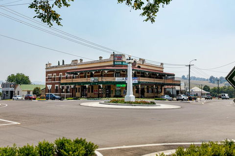 Bank Hotel Dungog - Accommodation BNB 0