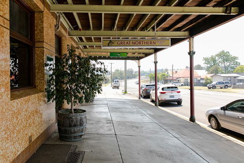 Bank Hotel Dungog - Accommodation BNB 1
