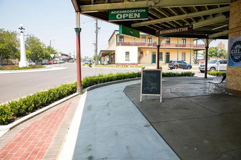 Bank Hotel Dungog - Accommodation BNB 2