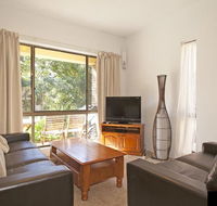 Banksia - Sawtell NSW - Accommodation BNB