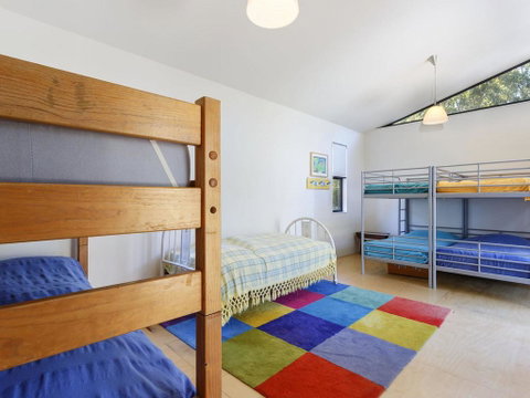 Barefoot Beach House - Accommodation BNB 1