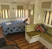 Bateman Bay Holiday Park  Batemans Bay YHA - Accommodation BNB